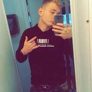 Meet your Posher, Anthony